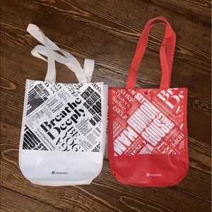 two lululemon reusable bags!🤍❤️